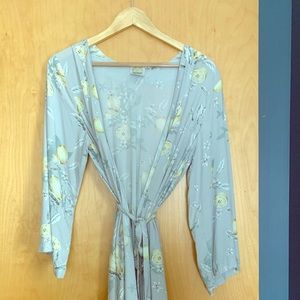 Plum Pretty Sugar Robe size M grey lemons